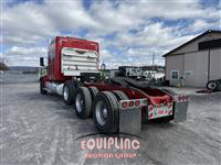 2017 Peterbilt 567 TRI/A SLEEPER TRUCK TRACTO