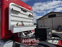 2017 Peterbilt 567 TRI/A SLEEPER TRUCK TRACTO