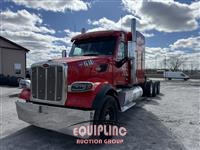 2017 Peterbilt 567 TRI/A SLEEPER TRUCK TRACTO