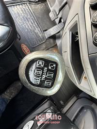 2017 Peterbilt 567 TRI/A SLEEPER TRUCK TRACTO