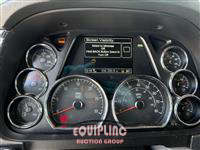 2017 Peterbilt 567 TRI/A SLEEPER TRUCK TRACTO