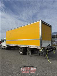 2021 Freightliner M2