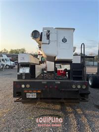 2010 International 4300 4X2 S/A BUCKET TRUCK