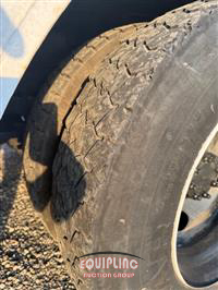 2010 International 4300 4X2 S/A BUCKET TRUCK