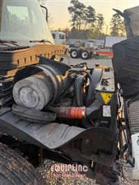 2010 International 4300 4X2 S/A BUCKET TRUCK