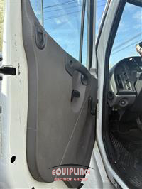 2018 Freightliner M2 4X2 S/A 26FT BOX TRUCK