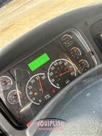 2018 Freightliner M2 4X2 S/A 26FT BOX TRUCK