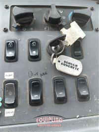 2005 Sterling CONDOR TRI/A CONCRETE PUMP TRU