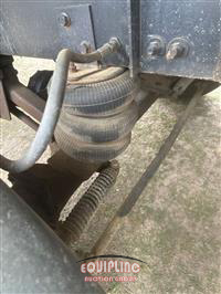 2005 Sterling CONDOR TRI/A CONCRETE PUMP TRU