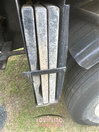 2005 Sterling CONDOR TRI/A CONCRETE PUMP TRU