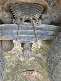 2005 Sterling CONDOR TRI/A CONCRETE PUMP TRU