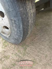 2005 Sterling CONDOR TRI/A CONCRETE PUMP TRU