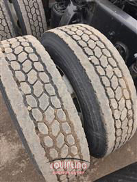 2019 Freightliner CASCADIA 6X4 T/A SLEEPER TRUCK