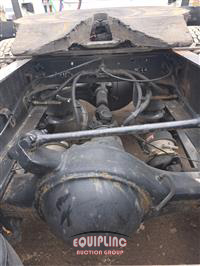 2019 Freightliner CASCADIA 6X4 T/A SLEEPER TRUCK