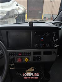 2019 Freightliner CASCADIA 6X4 T/A SLEEPER TRUCK