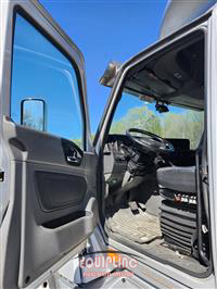 2019 International LT625 6X4 T/A SLEEPER TRUCK TR