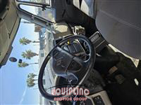 2015 International DURASTAR 4300 4X2 S/A BOX TRUC