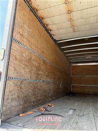 2013 Mitsubishi FE 4X2 S/A BOX TRUCK