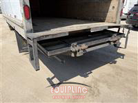 2013 Mitsubishi FE 4X2 S/A BOX TRUCK