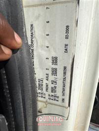 2009 International 7600 6X4 T/A GARBAGE TRUCK