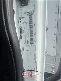 2019 International 4300 4X2 S/A 26FT BOX TRUCK