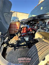 2019 International 4300 4X2 S/A 26FT BOX TRUCK