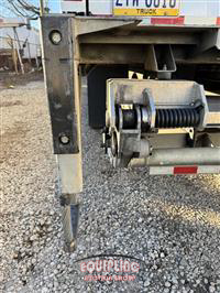 2019 International 4300 4X2 S/A 26FT BOX TRUCK