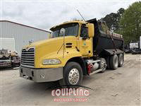 2001 Mack CXU613 TRI/A DUMP TRUCK