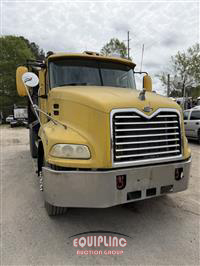 2001 Mack CXU613 TRI/A DUMP TRUCK