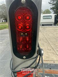 2023 Chevrolet W5500 4X2 S/A 16FT FLOOR TRUCK