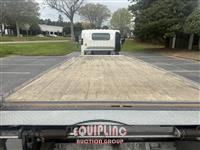 2023 Chevrolet W5500 4X2 S/A 16FT FLOOR TRUCK