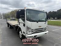 2023 Chevrolet W5500 4X2 S/A 16FT FLOOR TRUCK
