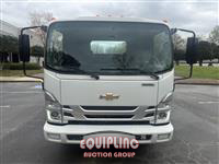 2023 Chevrolet W5500 4X2 S/A 16FT FLOOR TRUCK
