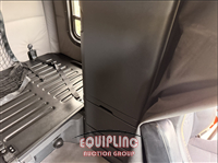 2020 Freightliner CASCADIA