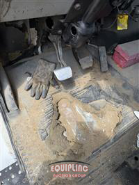 2001 Freightliner FL80 6X4 T/A VACUUM TRUCK