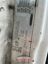 2001 Freightliner FL80 6X4 T/A VACUUM TRUCK