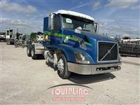 2016 Volvo VNL64T300 6X4 T/A DAY CAB TRUC