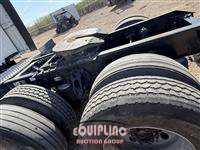 2019 Kenworth T680 6X4 T/A SLEEPER TRUCK TRA