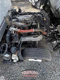 2019 Isuzu NPR 4X2 S/A 22FT BOX TRUCK