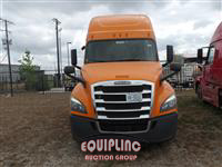 2020 Freightliner CASCADIA 126