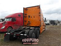 2020 Freightliner CASCADIA 126