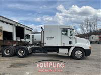 2003 Freightliner CST112