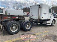 2003 Freightliner CST112