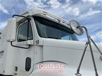 2003 Freightliner CST112