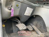 2003 Freightliner CST112