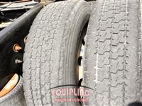 2014 Peterbilt 389 6X4 T/A GLIDER SLEEPER TRU