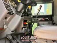 2014 Peterbilt 389 6X4 T/A GLIDER SLEEPER TRU