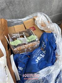 1950 Snow CHAINS/ MISC PARTS 2 PALLETS SNOW CHAINS/MISC PAR