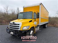 2018 Hino 268 4X2 S/A 26FT BOX TRUCK