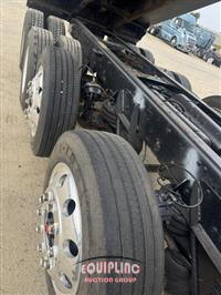 2011 Mack GRANITE GU713 QUAD AXLE DUMP T